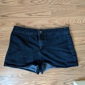 Dark blue jean woman's shorts